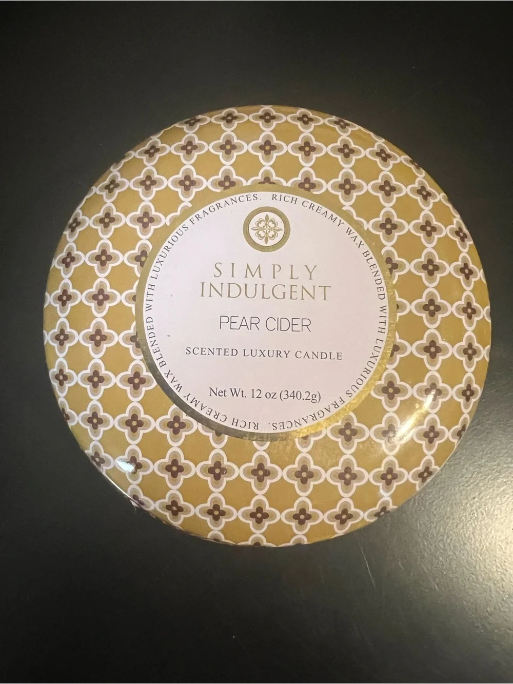 Pear Cider Scented Luxury Candle — Gold Pattern